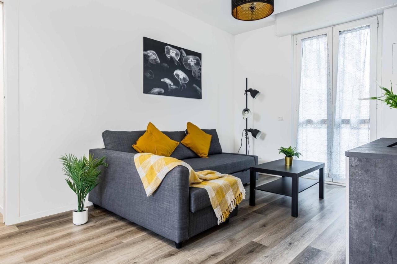 2 Bedrooms Apt With Terrace - Nolo Area Via Varanini Milan Luaran gambar